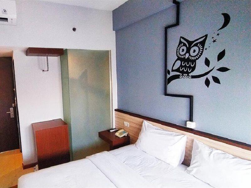 Nite & Day Jakarta - Mangga Besar Esterno foto