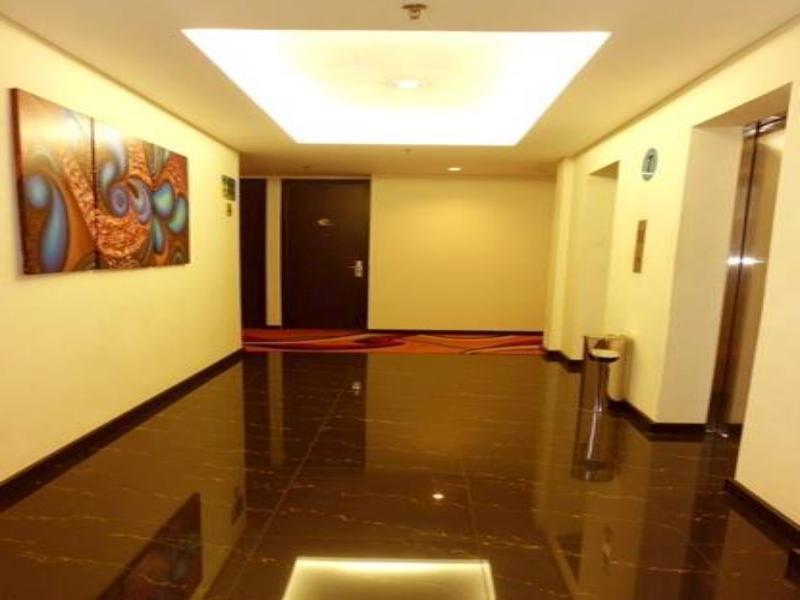 Nite & Day Jakarta - Mangga Besar Esterno foto