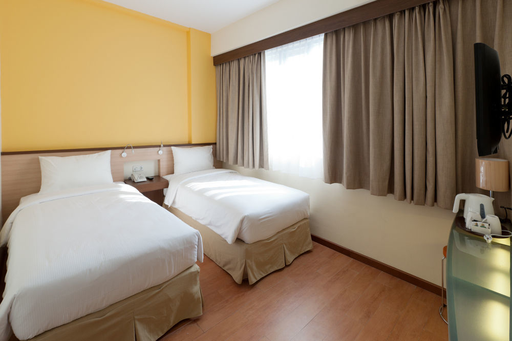Nite & Day Jakarta - Mangga Besar Esterno foto